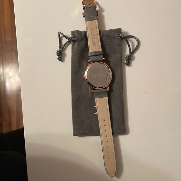 Monroé rose gold watch - Picture 4 of 6